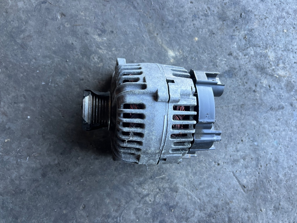 Alternator VALEO 110A Skoda Fabia 2 Golf 5 Golf 6 motor 1.2 TSI Cod CBZ 03F903023E