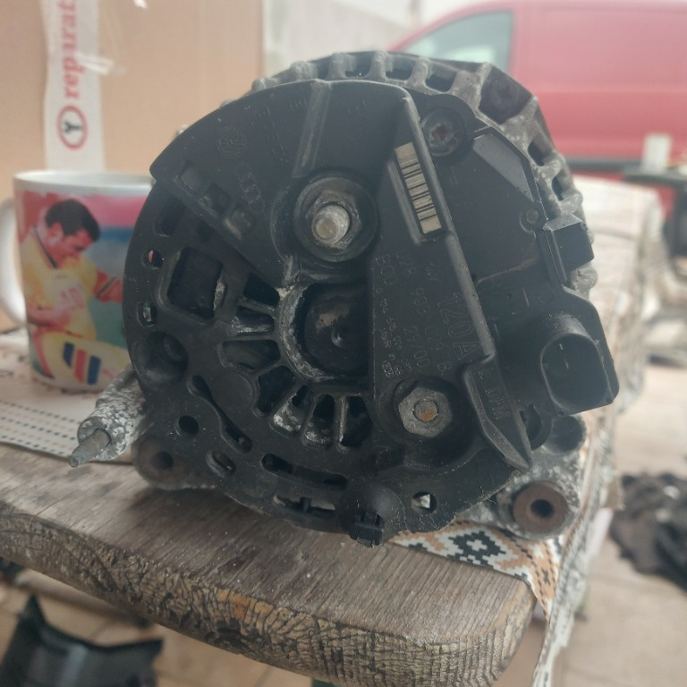 ALTERNATOR VOLKSWAGEN PASSAT B5,AUDI A4  1.9 TDI COD produs: 028903029B
