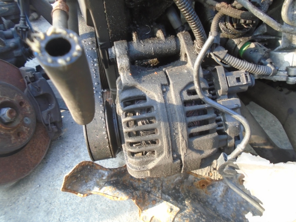 Alternator Volkswagen Transporter T4 Caravelle 2.5