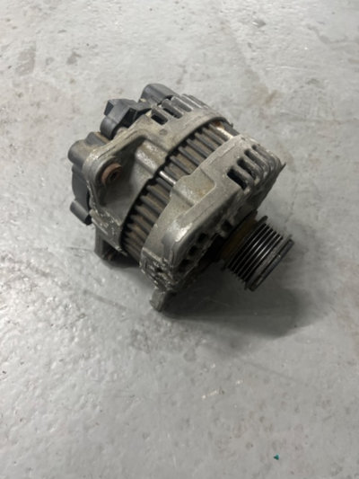 Alternator Volkswagen Vw Passat B6 B7 CC Touran Ti