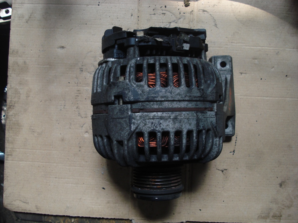 ALTERNATOR Volvo 2.4 TDi cod piesa: 0124525060