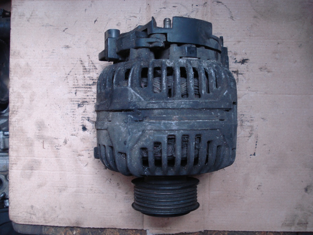 ALTERNATOR Volvo 2.5 TDi cod piesa: 0124515021