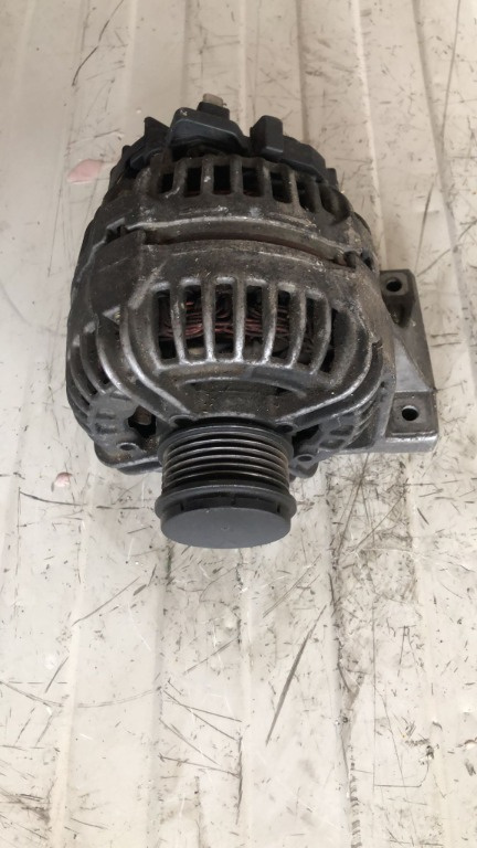 Alternator Volvo XC90 2.4 Diesel an 2004 - 2009 cod 30658085 0124525060