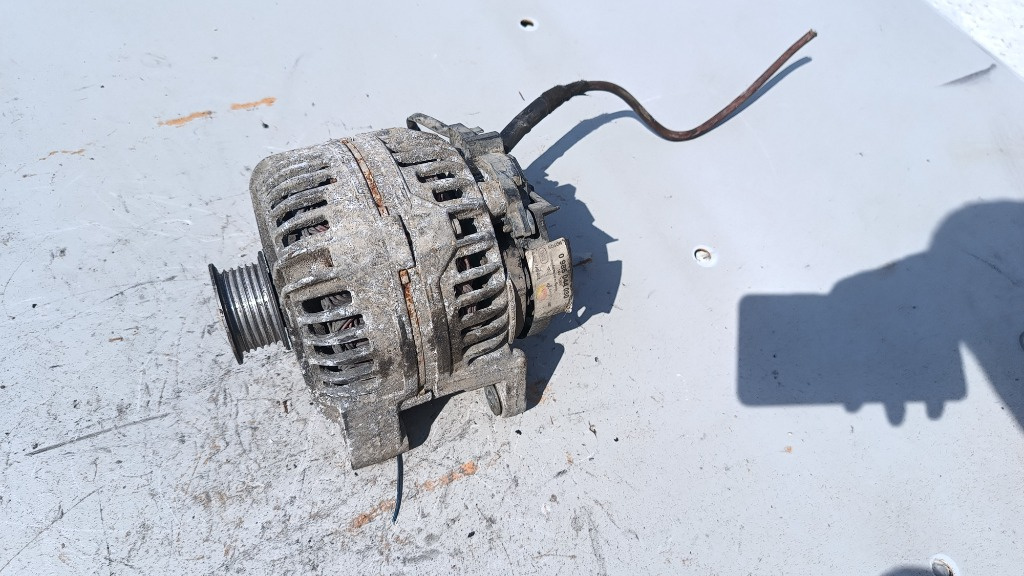 Alternator VW Golf 4 1.4 AXP