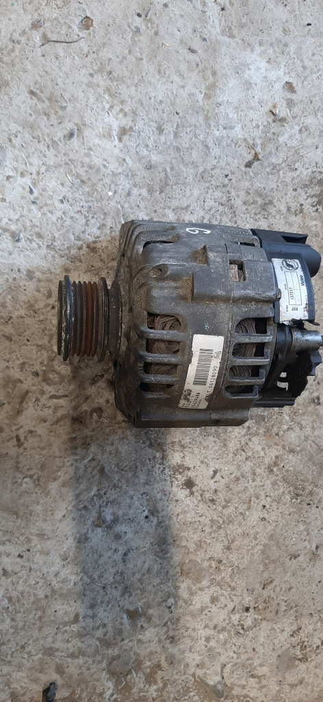 Alternator Vw golf 4 bora 1.9 tdi Audi Seat Skoda 1.8T S542949A