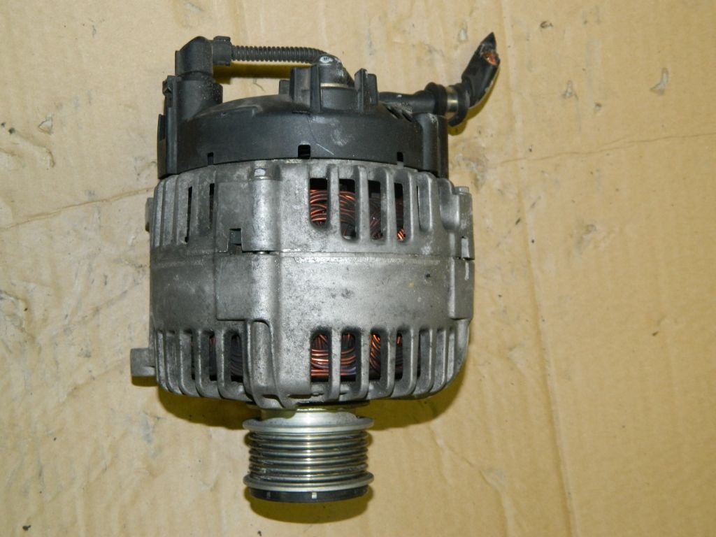 Alternator Vw Golf 5 1.6CR model 2005
