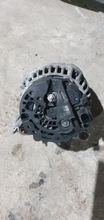 Alternator VW Golf 5 Jetta 1.9 tdi BLS 06F903023F