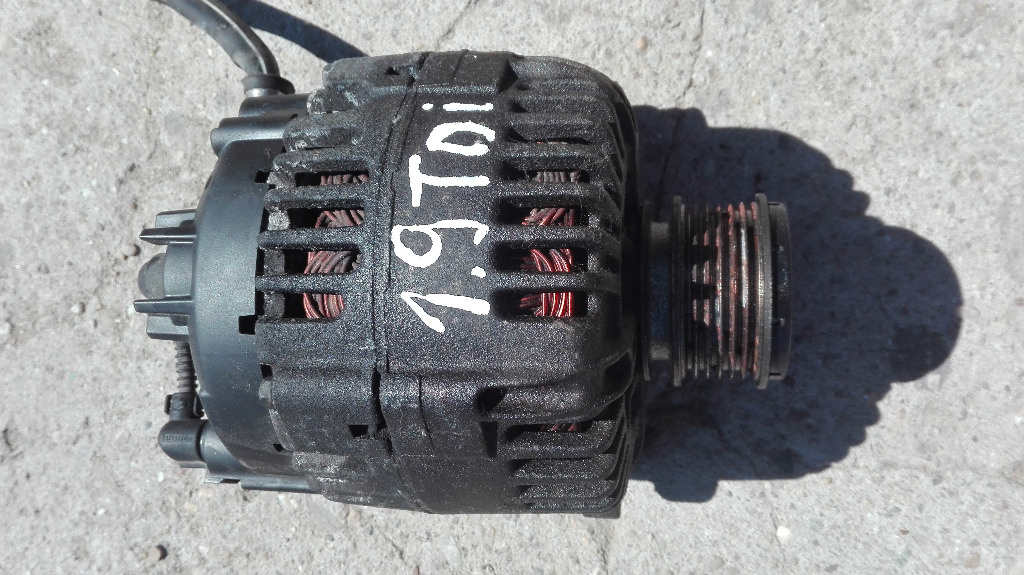 Alternator Vw Golf 5 , Touran , Audi A3 an 2004-2010 cod : 06F903023C