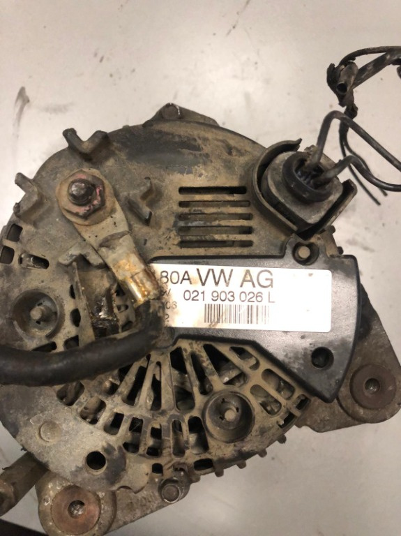 Alternator Vw Passat B6 Golf 5 Touran Caddy etc 2.