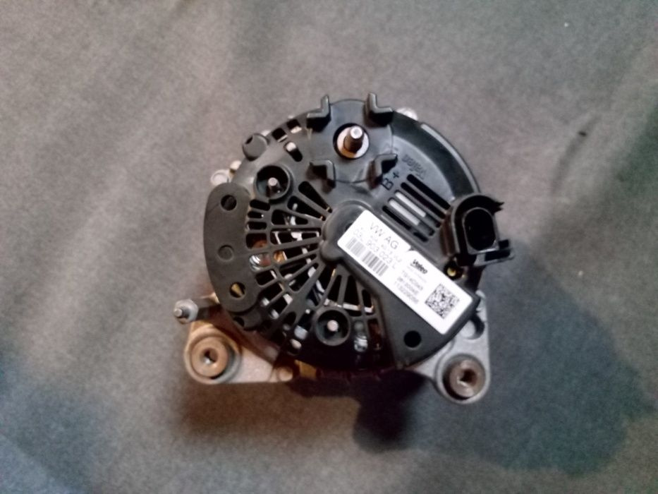 Alternator VW Tiguan,Transporter T5,Jetta IV,Golf,Passat 2.0 TDi,