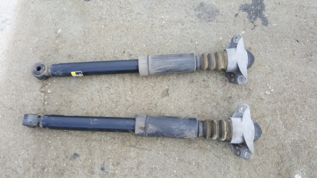 Amortizoare complete spate VW Passat B6 combi