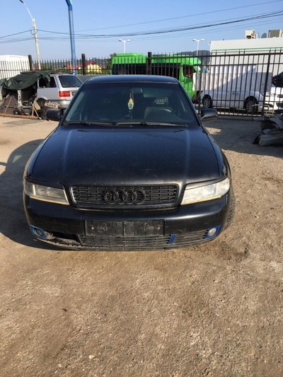 Amortizor capota Audi A4 B5 2001 limuzina 1.9 TDI