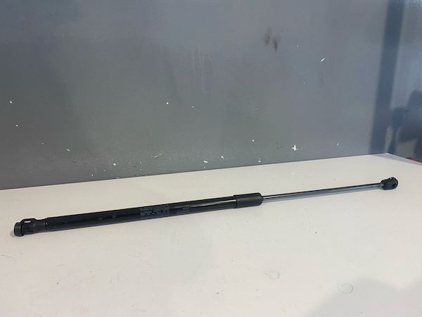 Amortizor capota fata VOLVO XC60 2018+ 32318591 31