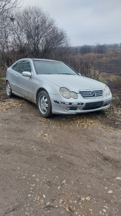 Amortizor capota Mercedes C-Class W203 2004 coupe 