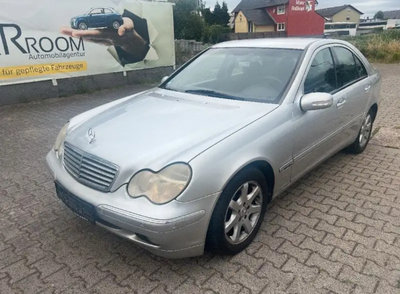 Amortizor capota Mercedes C-Class W203 2004 Sedan 