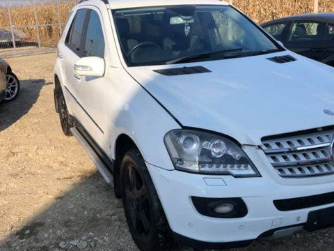 Amortizor capota Mercedes M-Class W164 2008 SUV - Model 320 3.0