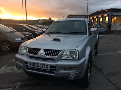 Amortizor capota Mitsubishi L200 2005 Suv 2,5 4d56