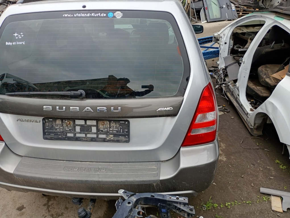 Amortizor capota Subaru Forester 2004 SU