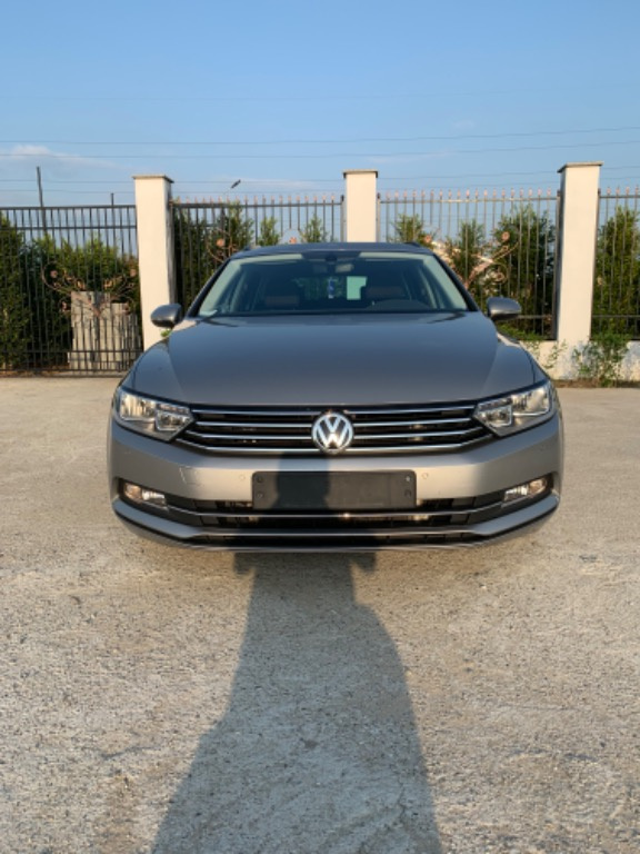 Amortizor capota Volkswagen Passat B8 2016 Combi/Variant/Break 1,6 TDI Diesel