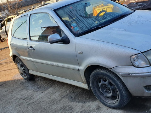 Amortizor capota Volkswagen Polo 6N 2001 Berlina 2 usi 1.0B