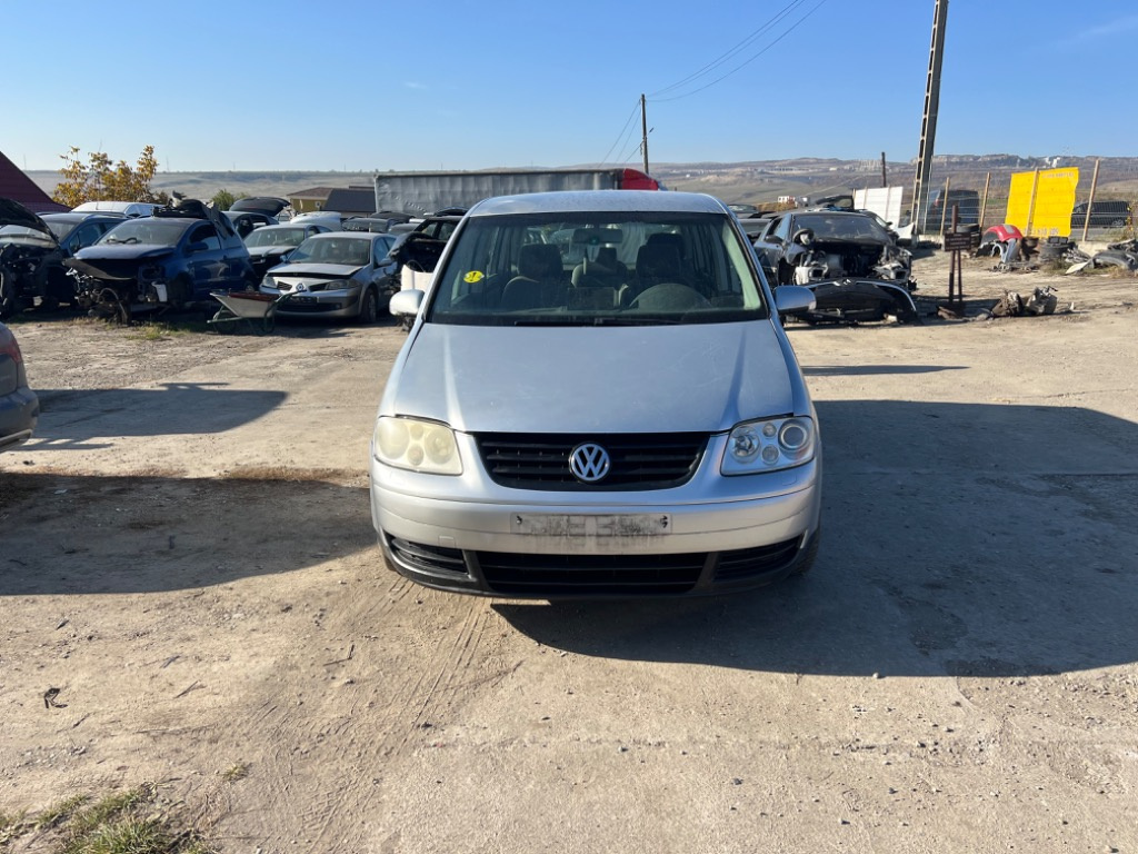 Amortizor capota Volkswagen Touran 2004 Hatchback 1,9 tdi