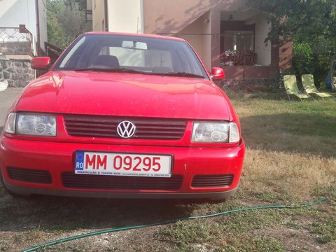 Amortizor capota VW Polo 6R 2000 Hatchback 1.9 SDI