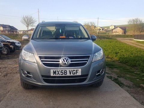 Amortizor capota VW Tiguan 2009 suv 1.986