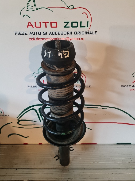 Amortizor cu arc si flansa dreapta fata pentru Vw Golf 4 1.9 tdi an 2004