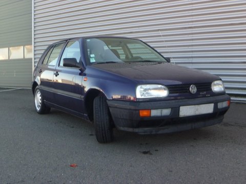 AMORTIZOR CU ARC SI FLANSA DREAPTA FATA VW GOLF 3 , 1.6 BENZ. FAB. 1991 - 1999 ZXYW2018ION