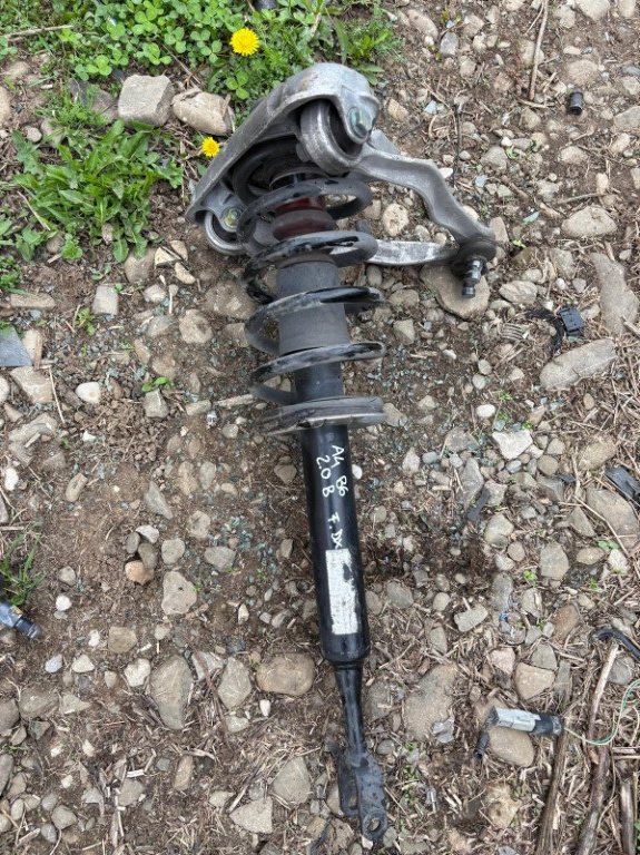 AMORTIZOR DREAPTA FATA AUDI A4 B6 2.0 BENZINA