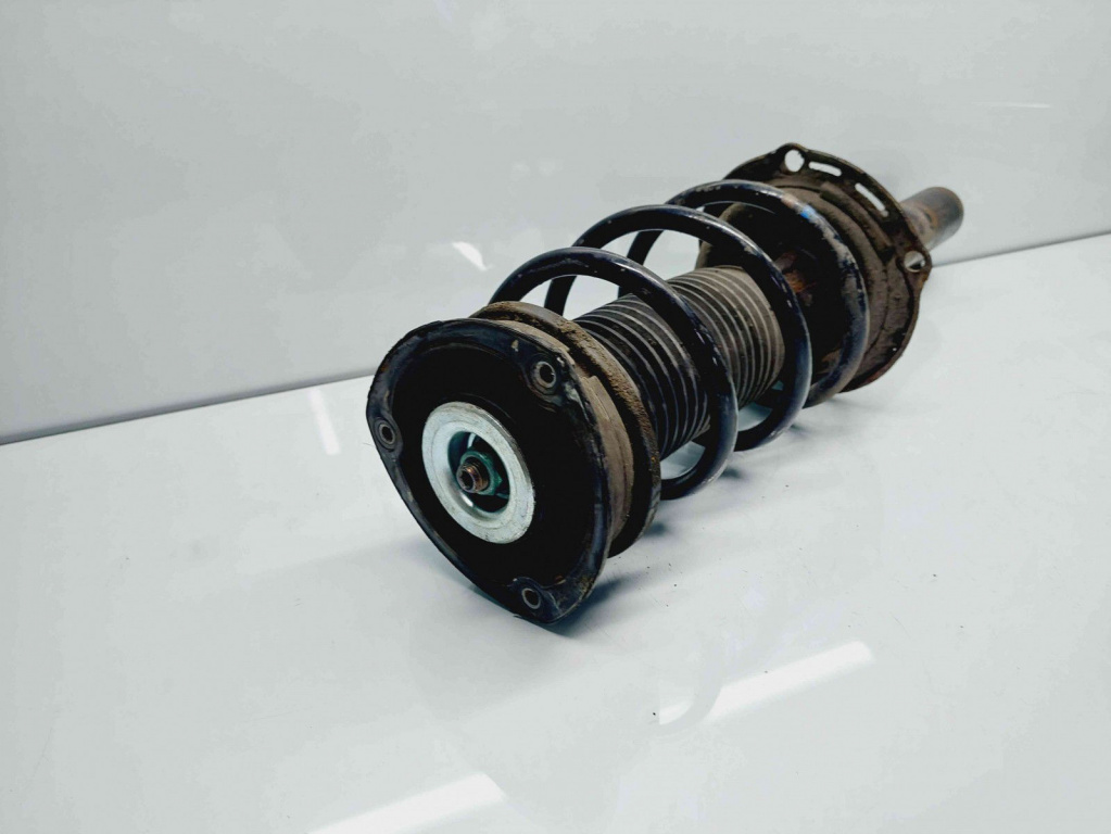 Amortizor dreapta fata Skoda Octavia 3 (5E3) [Fabr 2012-2020] 5Q0413023FJ 2.0 TDI CKFC 2.0 TDI CKFC 110KW / 150CP