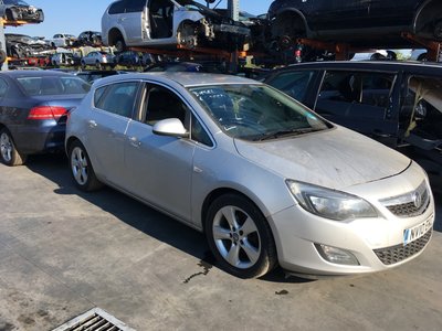 Amortizor haion Opel Astra J 2010 hatchback 2.0 cd