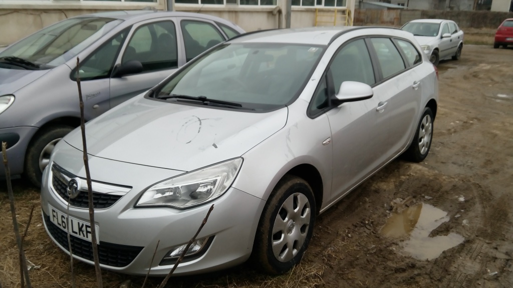 Amortizor haion Opel Astra J 2011 Break 1.7 CDTI 1