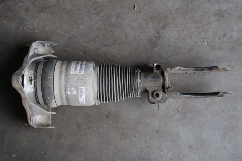 AMORTIZOR PNEUMATIC FATA STANGA AUDI Q7 3.0 TDI / AN : 2008 - COD 7L8616039B