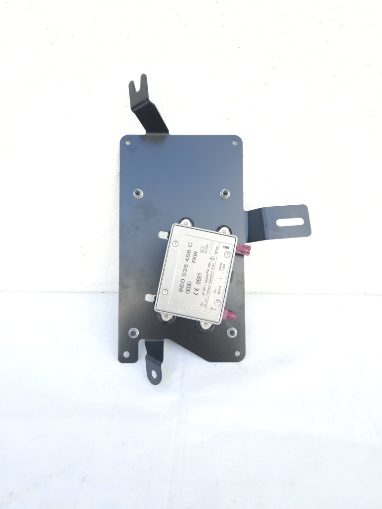 Amplificator 8E0035456C Audi A6 Allroad C6 4FH Com