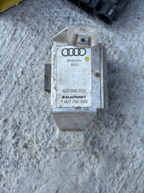 Amplificator 8Z0035223, Audi A2 (8Z0)