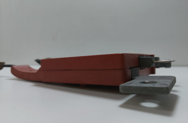 Amplificator Antena 8637601 / AAR30130 V
