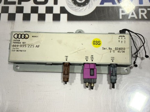 Amplificator antena Audi A4 B7 cod 8E9 035 225 AF