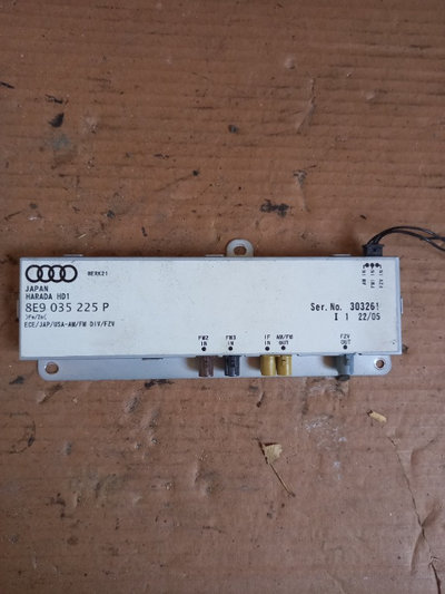 Amplificator antena Audi A4 B7 cod produs:8E903522