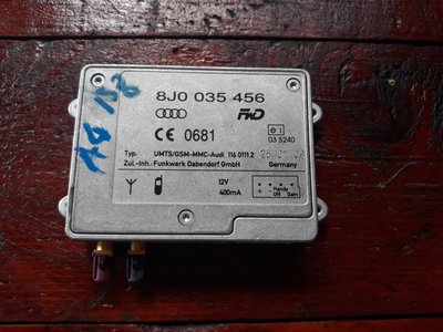 Amplificator antena Audi A4 B8 cod 8J0035456 an 20