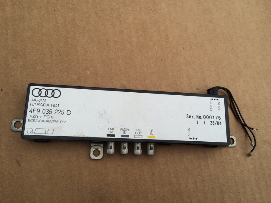 Amplificator antena Audi A6 4F 4F9035225D 4F9 035 225 D