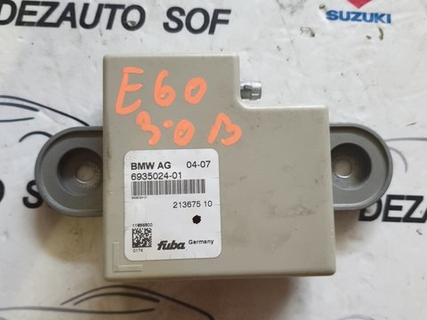 Amplificator antena BMW Seria 5 E60 Cod OEM : 6935024
