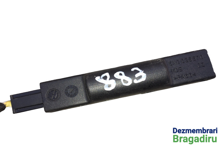Amplificator antena Cod: 5N0035570 Volkswagen VW Golf 6 [2008 - 2015] Hatchback 5-usi 1.4 MT (80 hp) Cod motor CGGA, Cod cutie LEG, Cod culoare L7WA