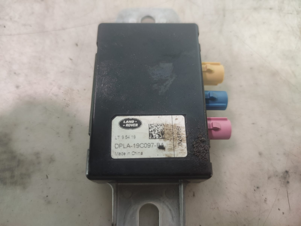 Amplificator antena Dpla-19c097-BA Jaguar XE X760 