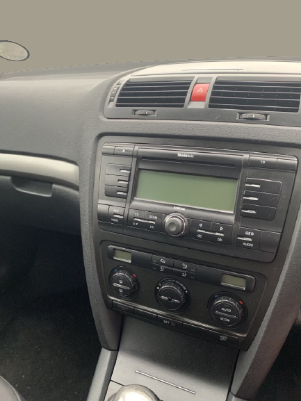 Amplificator antena radio Skoda Octavia 