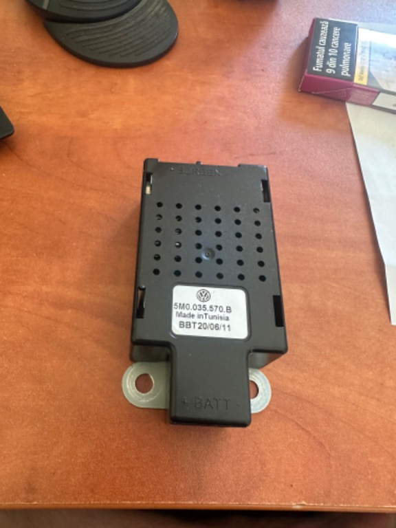 Amplificator antena Volkswagen Golf 6 (2008->) 5m0035570b
