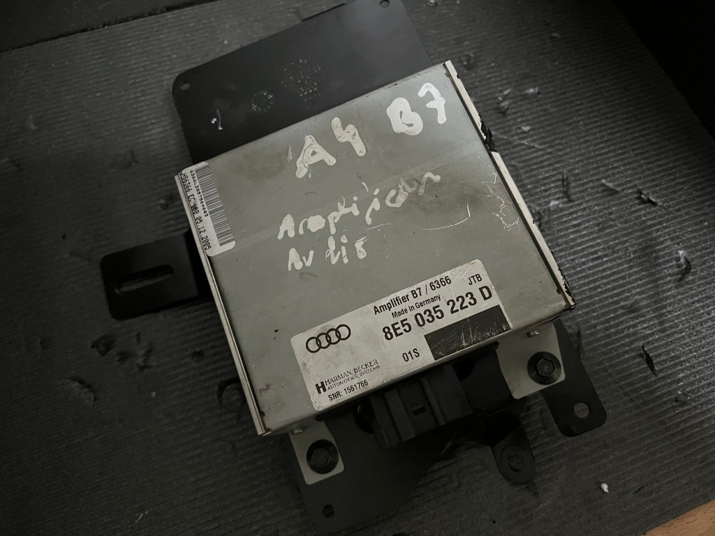 Amplificator audio audi A4 8E5035223D