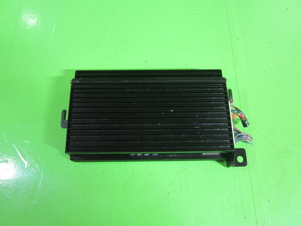 AMPLIFICATOR AUDIO Infiniti JEEP GRAND CHEROKEE II