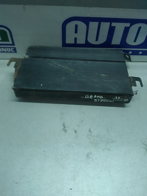 Amplificator audio Jeep Grand Cherokee II (WJ, WG) 1999-2005