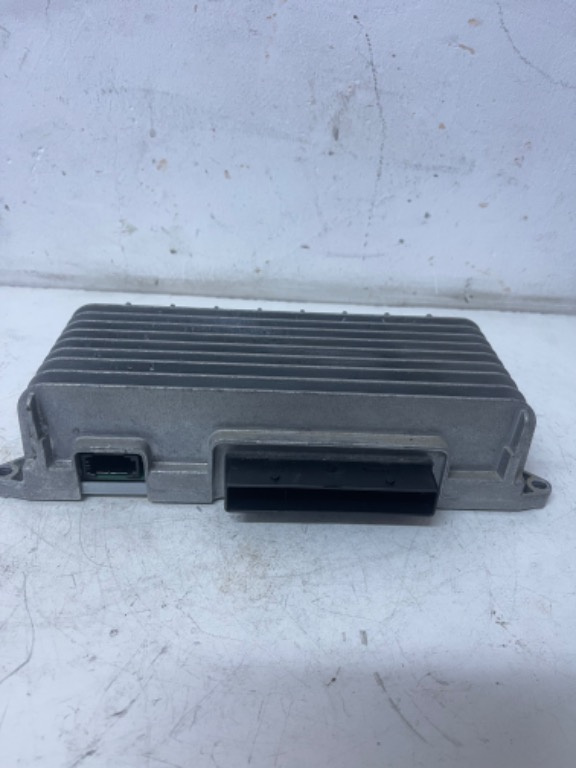 Amplificator audio sunet 8T0035223AD Audi A4 B8 B8